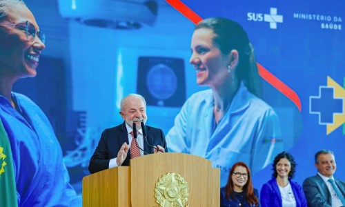 Lula sobre o lançamento do Agora Tem Especialistas: “A doença não espera”